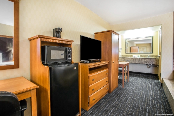 Quality Inn & Suites Atlantic City Marina District